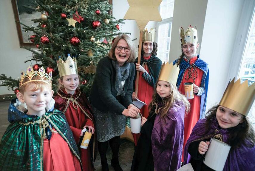 Sternsinger zu Gast im Düsseldorfer Rathaus